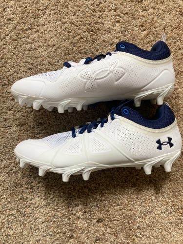 Women's Under Armour (Notre Dame) Glory Molded Cleats (NEW)