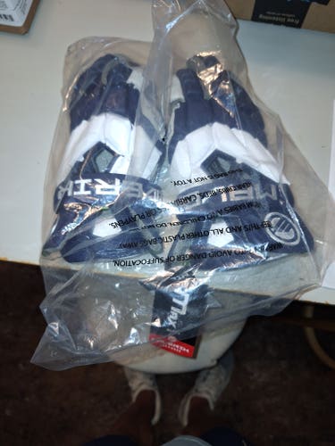 New Maverik Max Lacrosse Gloves Large