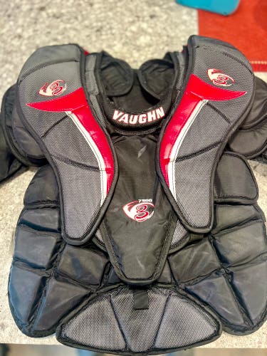 Large Senior Vaughn  V3 7500 Goalie Chest Protector