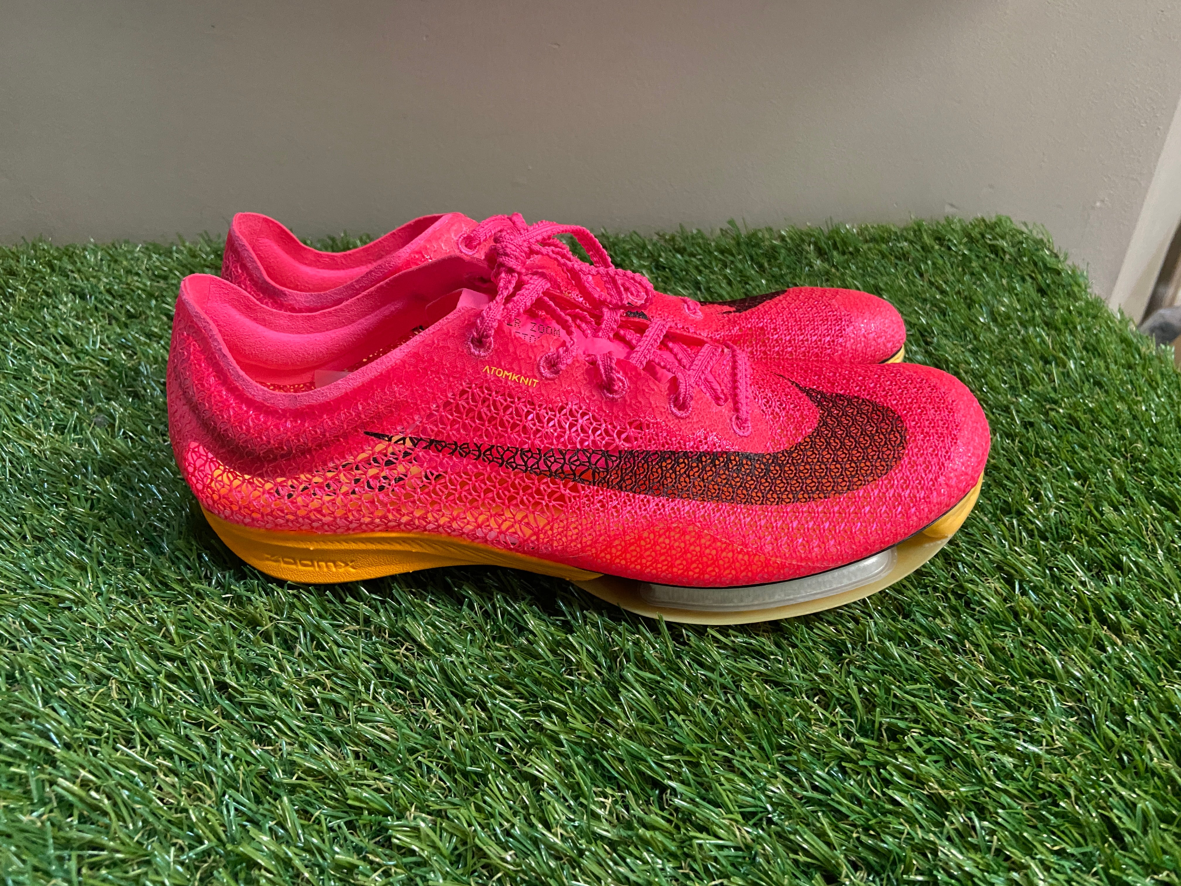 nike zoom hyper spikes