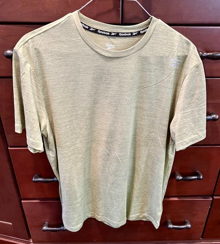 Gently Used (Only Once!) Light Heather Green Breathable Reebok T-Shirt (Size L)