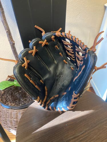 Relaced/reconditioned Rawlings HoH P/IF Glove-11.75’ LHT