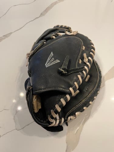 Easton PFP2Y 32.5 Softball Catcher’s Mitt RHT