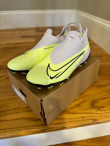 Nike Phantom GX Academy DF FG/MG Soccer Cleats, Size 7.0