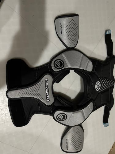 Maverick lacrosse shoulder pads