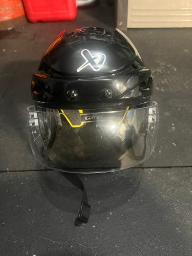 Easton E700 hockey helmet black