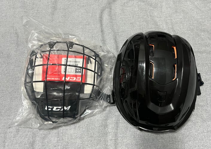 New Medium CCM Pro Stock Tacks 710 Helmet