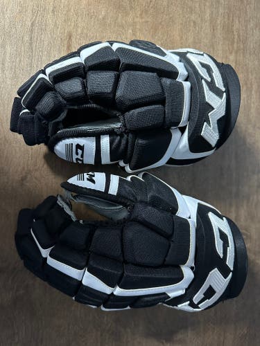 Used CCM 14" Gloves