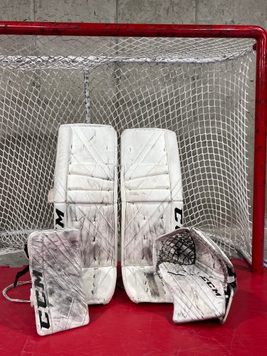 34" CCM  Eflex 5 Goalie Leg Pads