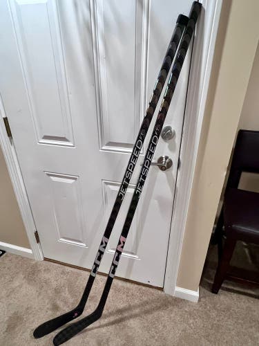 2 Pack CCM P28 RH 70 Flex Pro Stock JetSpeed FT5 Pro Stick (1 New & 1 Barely Used)