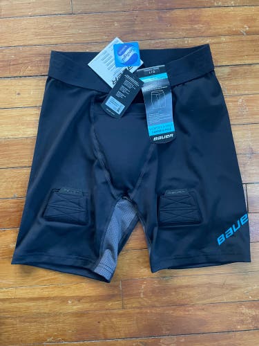 Black New Women's Bauer Compression Jill Short