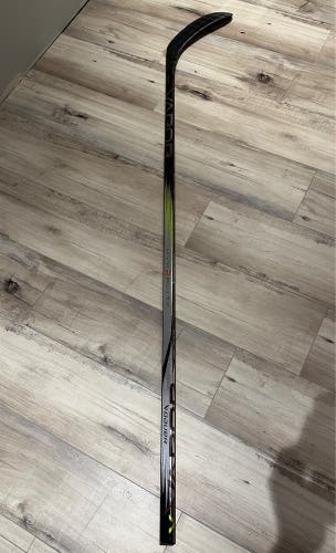 New Vapor Hyp2rlite Hockey Stick - Left 70 P28