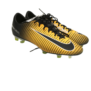 Used Nike Senior 9.5 Cleat Soccer Outdoor Cleats