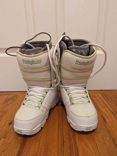 Women's Thirty Two Snowboard Boots Size 8