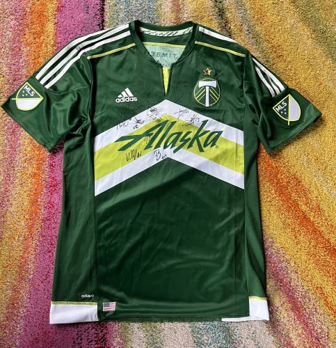 2016 adidas Portland Timbers Team autographed signed jersey size L