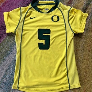 Nike Oregon Ducks team issued Women’s volleyball jersey size M