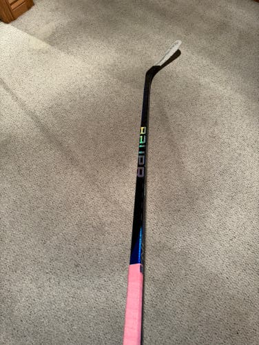 Senior Right Handed 77 Flex P92 Proto Dressed As Nexus Sync Hockey Stick Refurbished