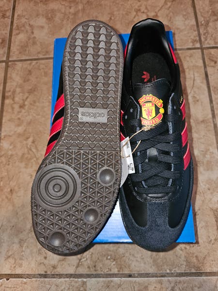 Men's adidas Black Manchester United Team Samba Shoes