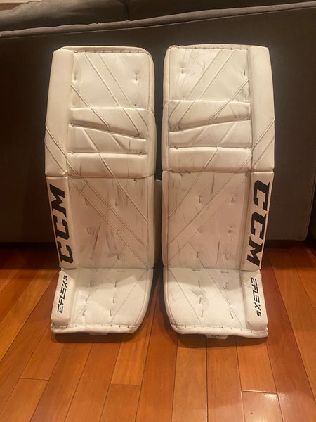 33+1 Lightly Used CCM Eflex 5 Goalie Leg Pads