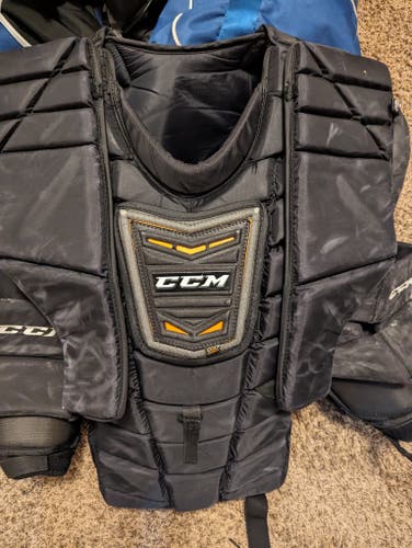 Pro stock CCM chest protector