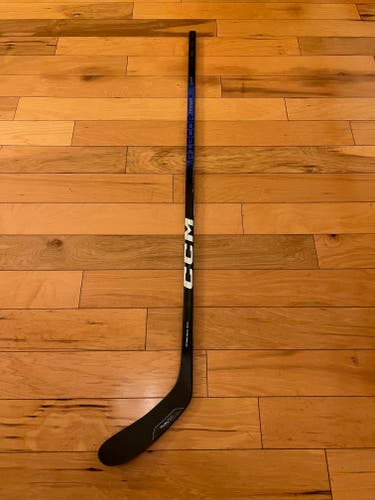 New CCM Ribcor Trigger 8 Pro Hockey Stick P28/70 Flex/Right Handed