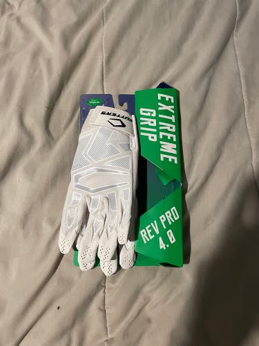 Adult Medium Cutters Rev Pro 4.0 Gloves