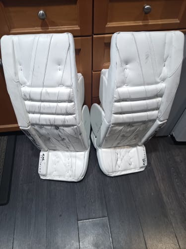 Used 32" True 7x3 Goalie Leg Pads