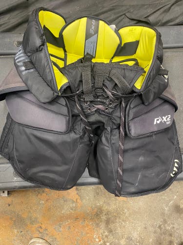 Used Medium Warrior  Ritual X2 Hockey Goalie Pants