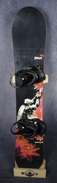 ROSSIGNOL ZENA SNOWBOARD SIZE 143 CM WITH NEW GNU MEDIUM BINDINGS