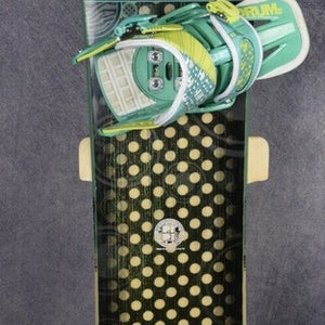 RIDE COMPACT SNOWBOARD SIZE 153 CM WITH FORUM M/L BINDINGS