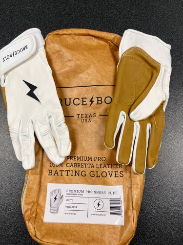 Bruce bolts batting gloves