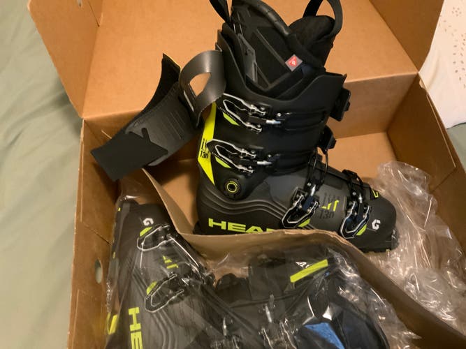 New Men's HEAD LYT 130  All Mountain Ski Boots Stiff Flex