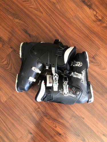 Used Dalbello Aspire 65 Ski Boots (Mondo 26.5 308mm)