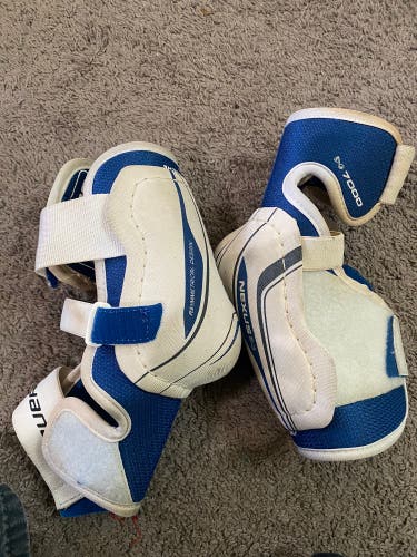 Used Small Bauer Nexus 7000 Elbow Pads