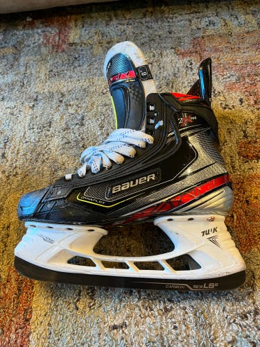 Used Bauer Regular Width Size 6 Vapor 2X Pro Hockey Skates