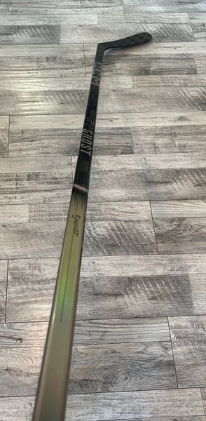 New!! 75 Flex Right Hand P29  FT Ghost Hockey Stick