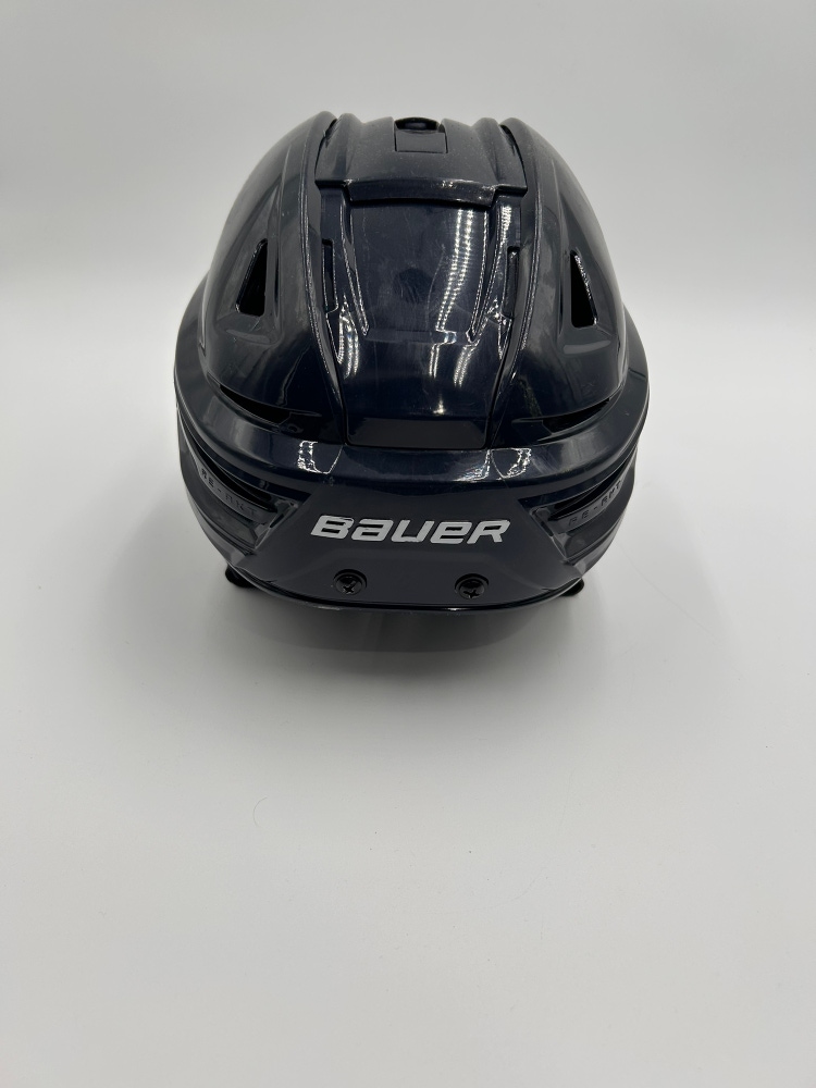 New Medium Colorado Avalanche Pro Stock Bauer Re-Akt 150 VN Helmet