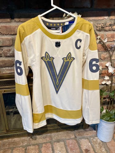 NWT Adidas 2024 NHL Winter Classic Jersey Mark Stone Vegas Golden Knights (42)