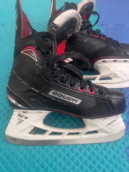 Junior Bauer Vapor X700 Hockey skates