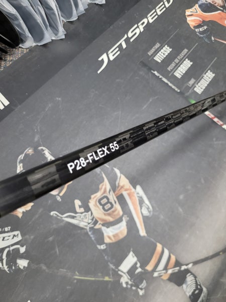 P28 | 55 Flex NEW! CARBON PRO Extra Lite Right Handed Hockey Stick P28 Pro Stock