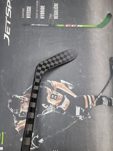 P28 | 55 Flex NEW! CARBON PRO Extra Lite Right Handed Hockey Stick P28 Pro Stock