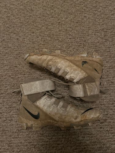 Men's White Molded Cleats High Top Cleats