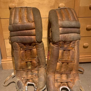 Vintage Goalie Gear, With Catcher/blocker/and Pads (33” Regular Full Set)