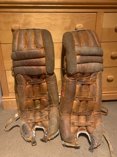 Vintage Goalie Gear, With Catcher/blocker/and Pads (33” Regular Full Set)