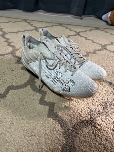 Under armour blur smoke 2.0 cleats Sz 10