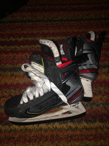 Senior Bauer Regular Width   9.5 Vapor 2X Pro Hockey Skates