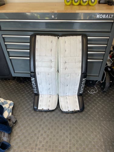 34" Vaughn Pro Stock Goalie Leg Pads