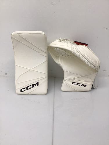 CCM Axis 2.5 Junior Glove and Blocker Set