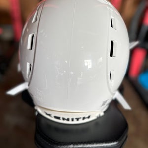 New Medium Xenith X2E+ Helmet