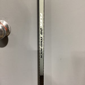 New Youth left Handed Raven Hockey Stick P28-20 Flex